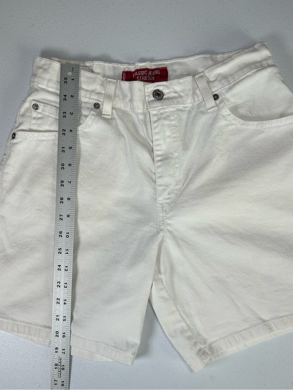 Vtg Y2K Levi’s White High Waisted Denim Shorts Stretch Jorts 8 - Picture 4 of 11